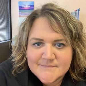 Meet your Posher, April